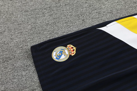 Conjunto de Treino Real Madrid 23/24 - Verão Adidas Branco e Azul