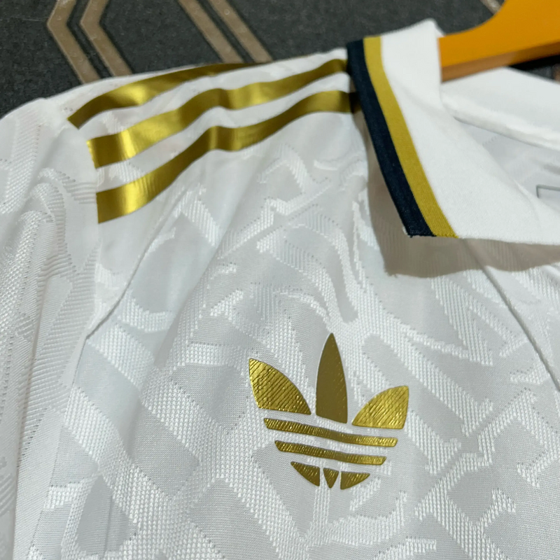 Camisa Real Madrid Golden Edition 24/25 - Jogador Adidas Masculino - Branco e Dourado